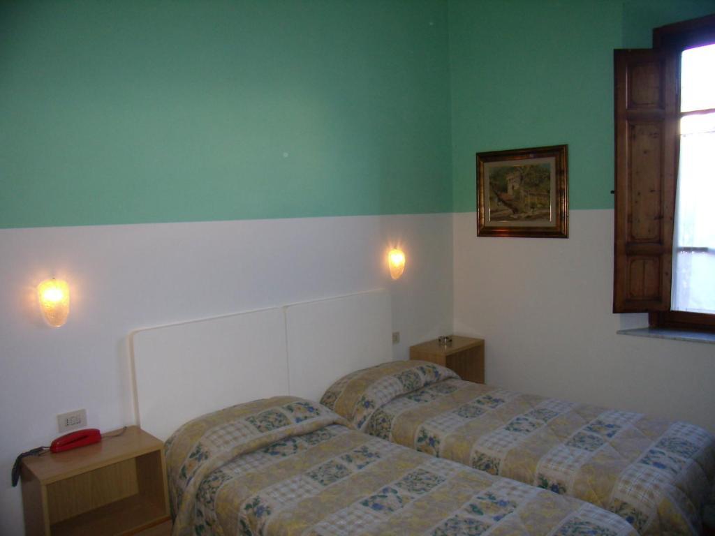 Hotel Savoia E Campana Montecatini Terme Room photo